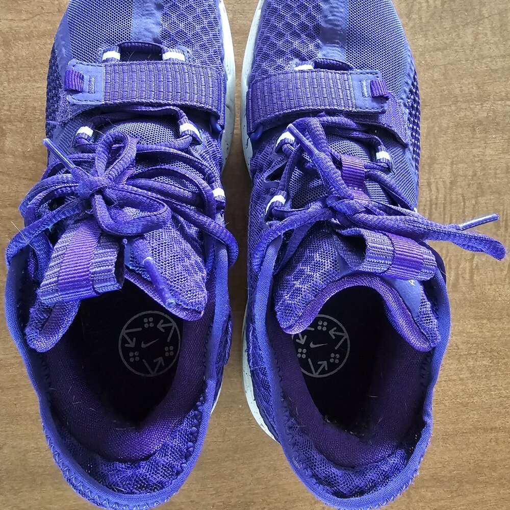 Nike - Picture 7 of 7